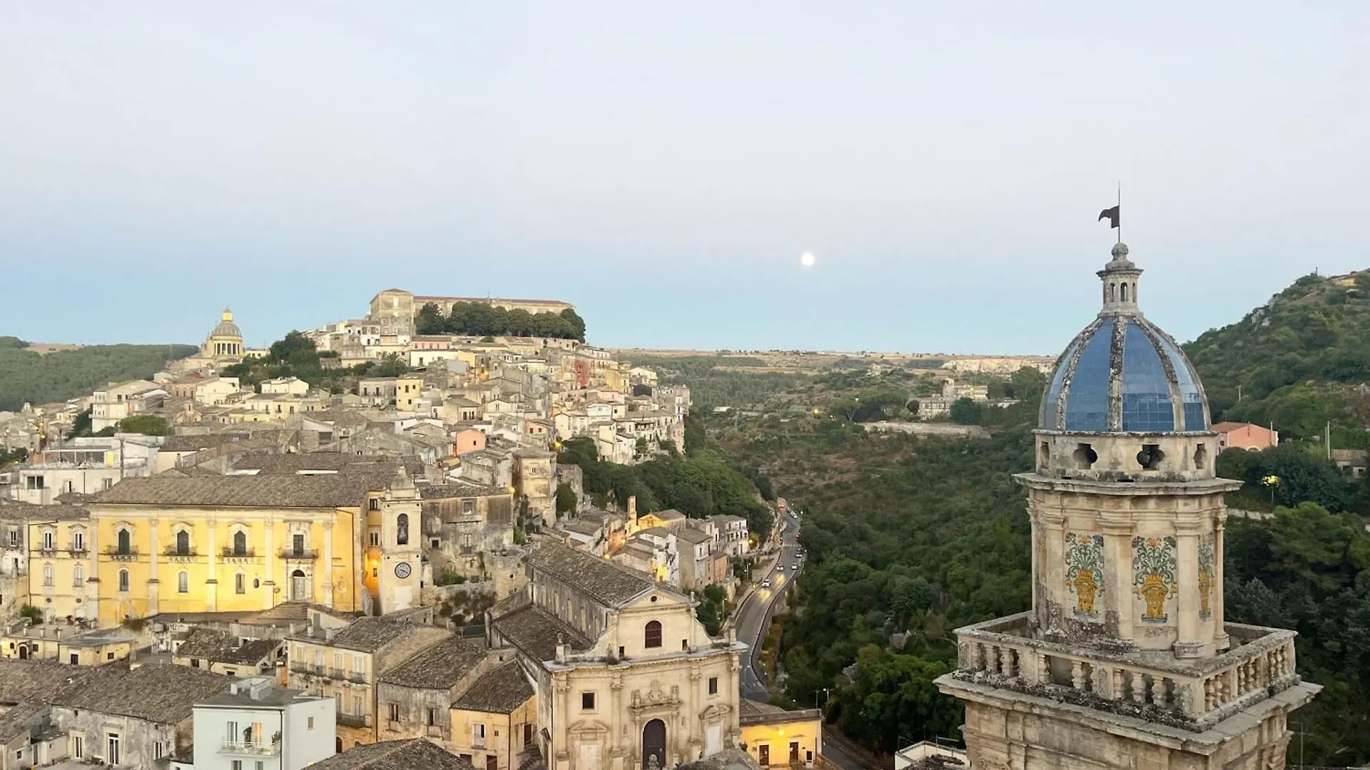 La Casa Di Irene - Suites Con Vista Ragusa 0*,  Italy