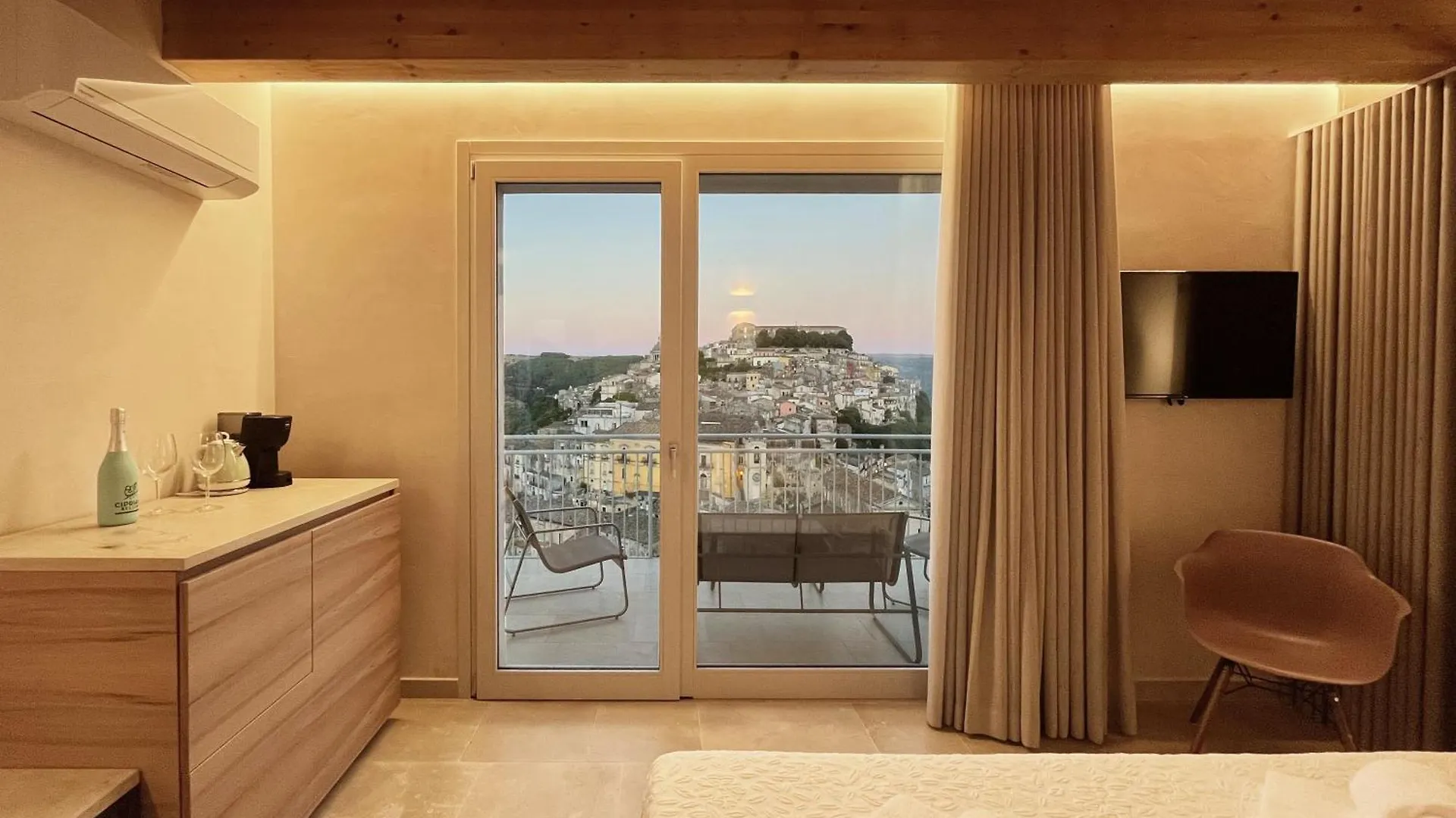 Apartment La Casa Di Irene - Suites Con Vista Ragusa