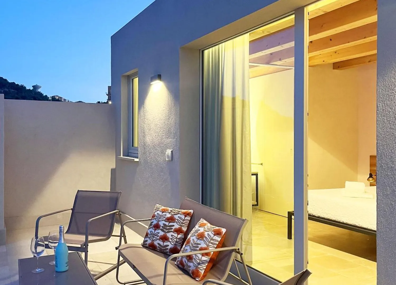 La Casa Di Irene - Suites Con Vista Ragusa 0*,  Italia