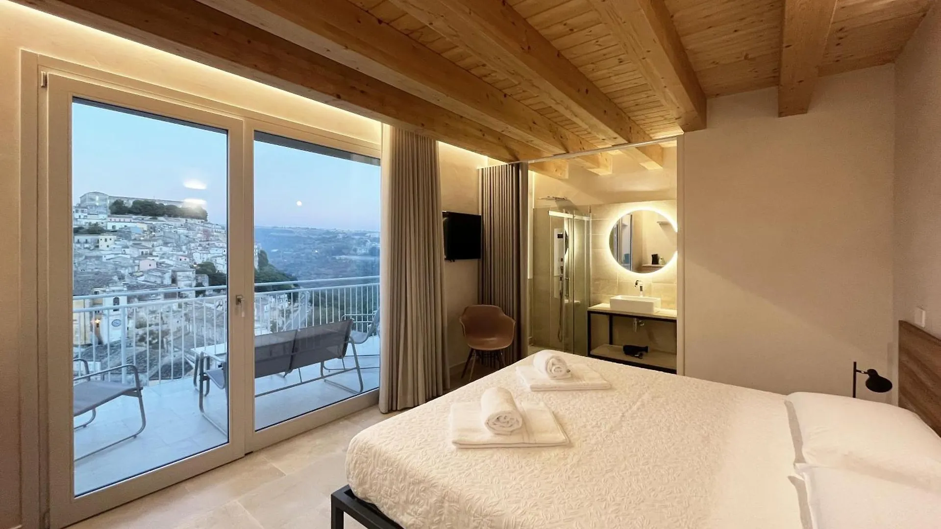 La Casa Di Irene - Suites Con Vista Ragusa Apartment