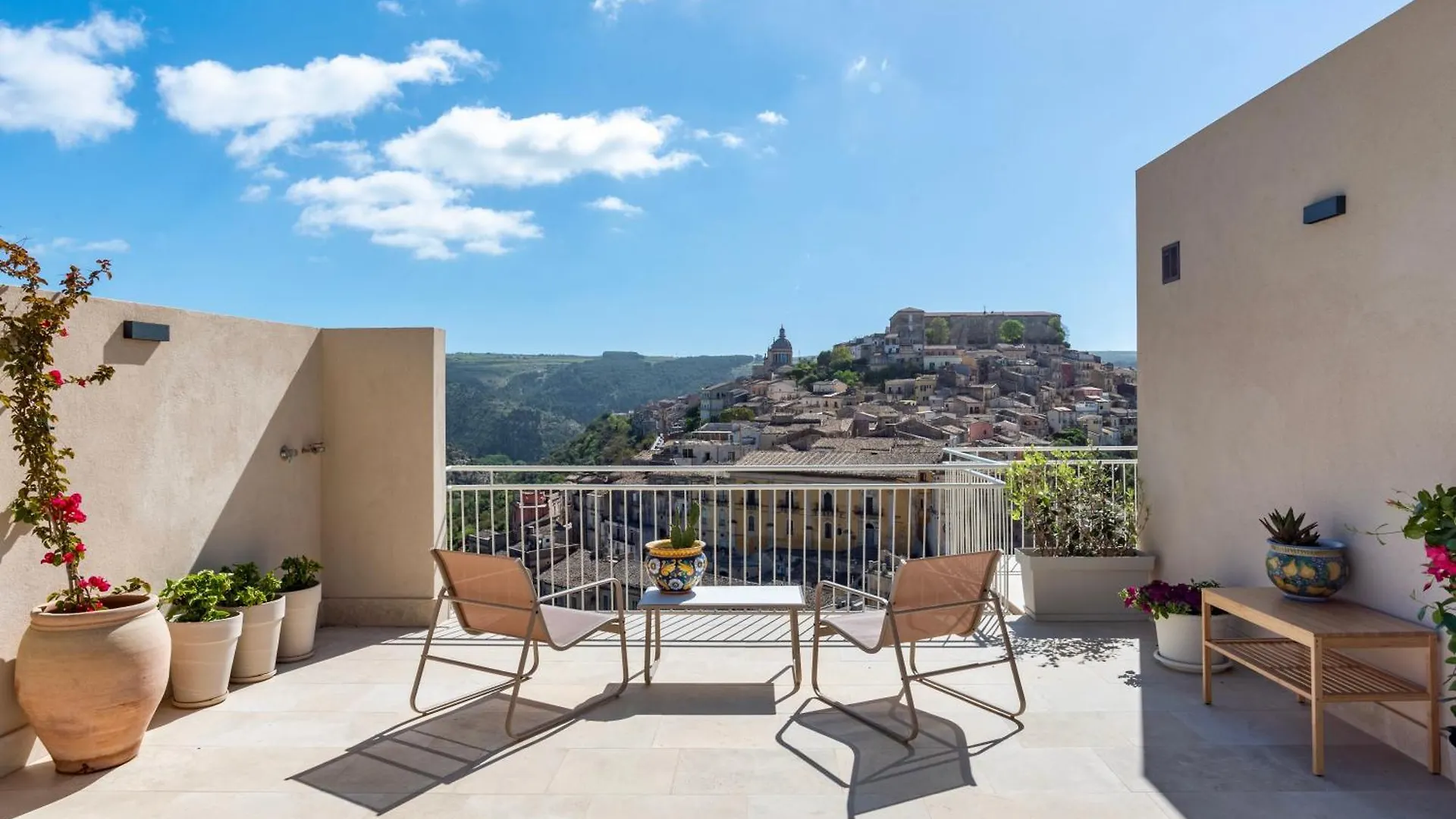 Apartment La Casa Di Irene - Suites Con Vista Ragusa