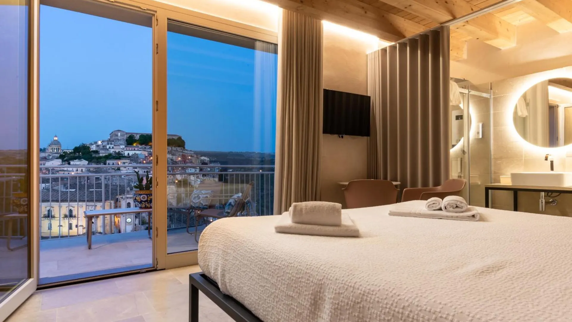 La Casa Di Irene - Suites Con Vista Ragusa Apartment