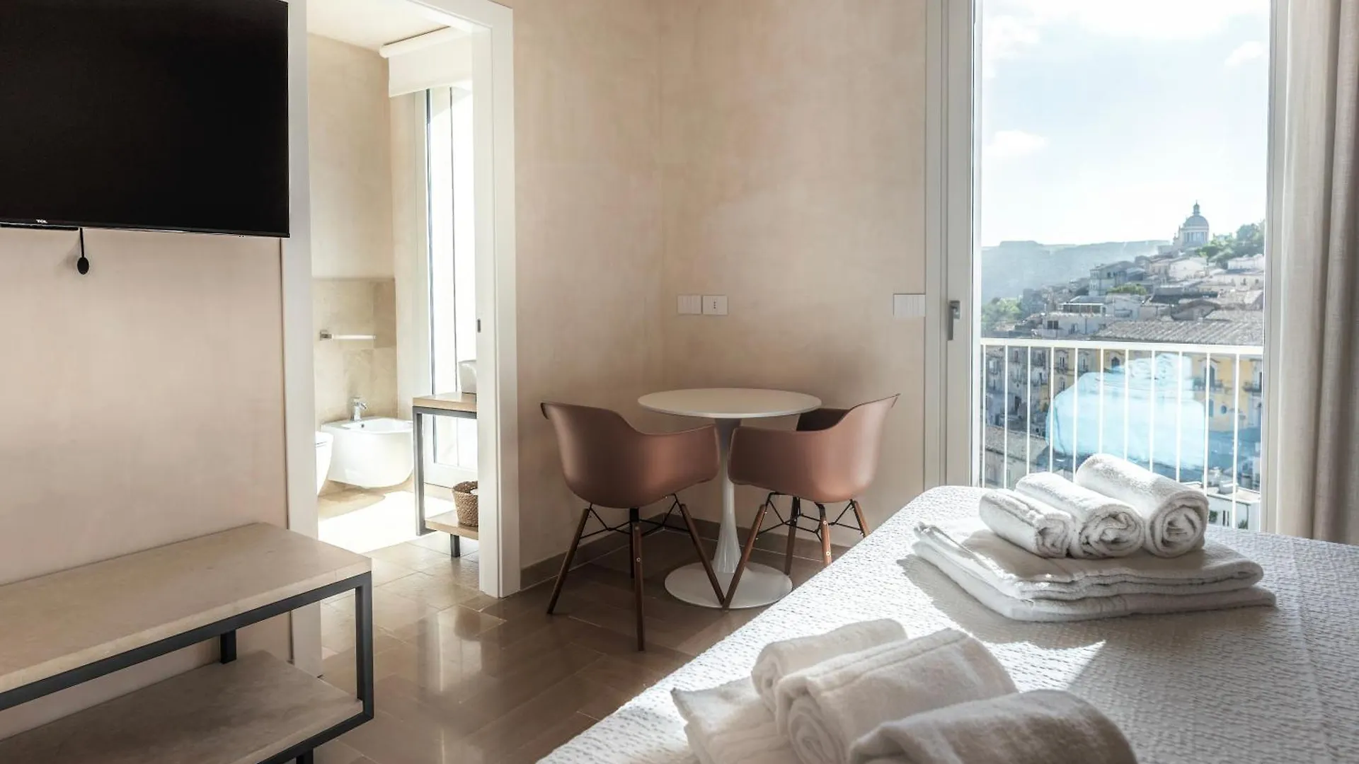 Apartment La Casa Di Irene - Suites Con Vista Ragusa