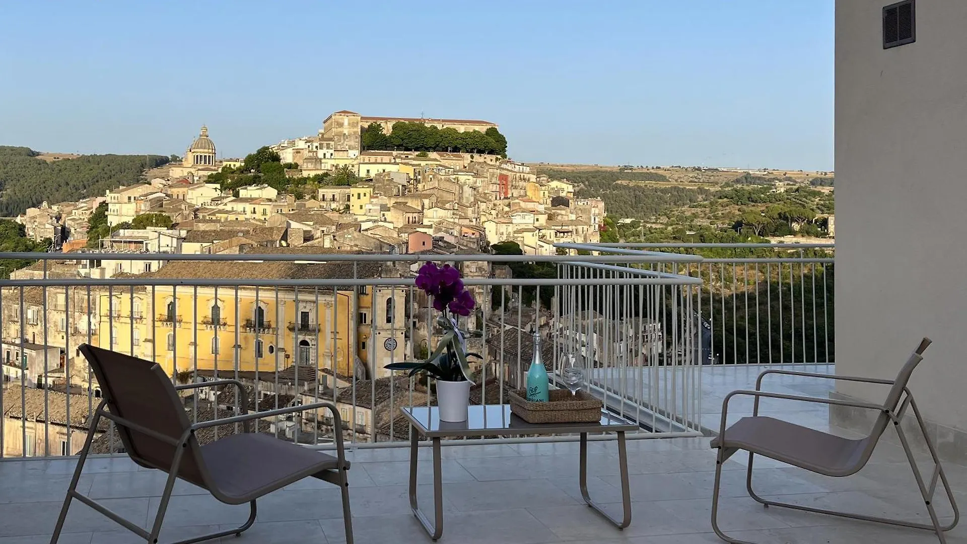 Apartment La Casa Di Irene - Suites Con Vista Ragusa