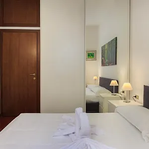 Flat In Citylife Near Metro! , Milano Italia