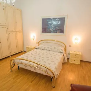 Ca' Simonne , Venice Italy